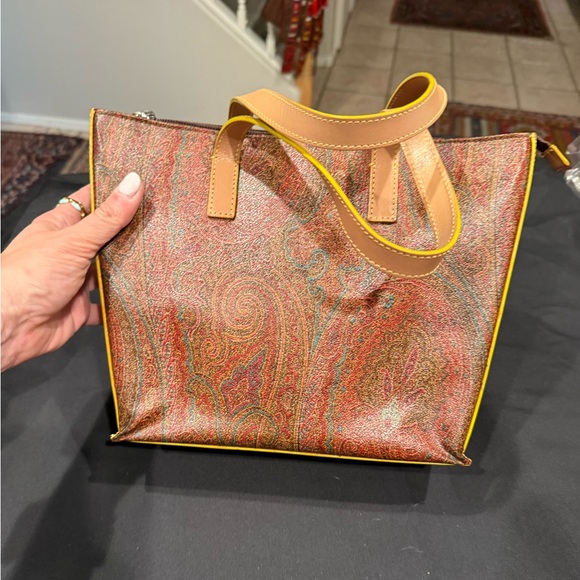 Etro Burgundy Paisley Zip Top Tote Handle Bag
Neon Trim Accents - Picture 15 of 16